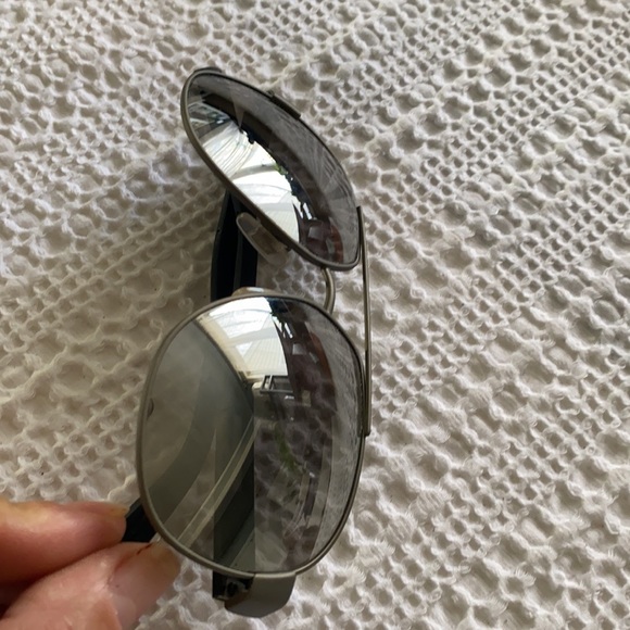 Dolce &  Gabbana   mirrored men’s sunglasses - Picture 7 of 9